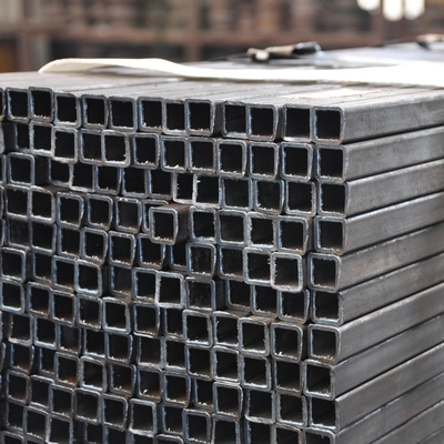 600mm Black 2x2 Square Tubing กัลวาไนซ์